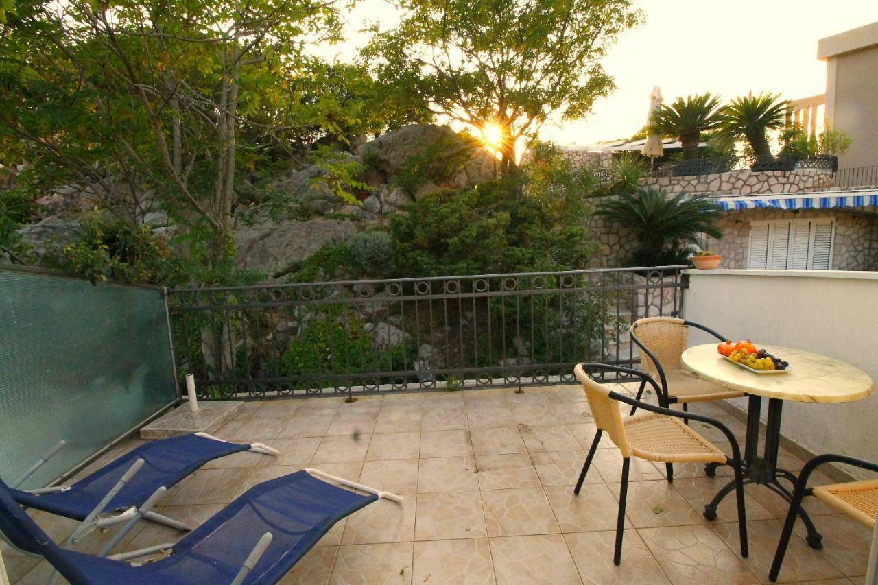 Apartments Mitrovici Milocer Свети-Стефан Экстерьер фото