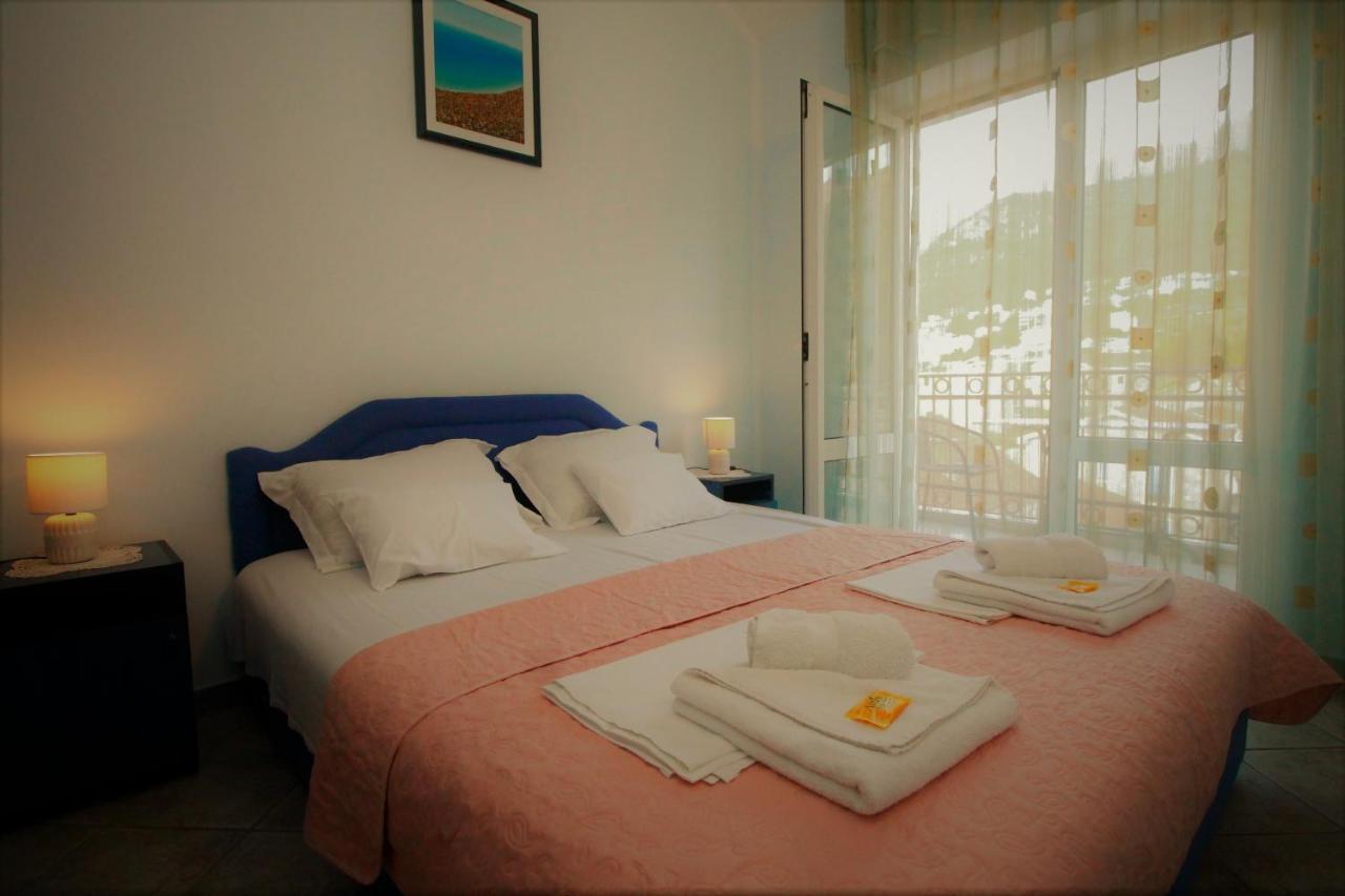 Apartments Mitrovici Milocer Свети-Стефан Экстерьер фото