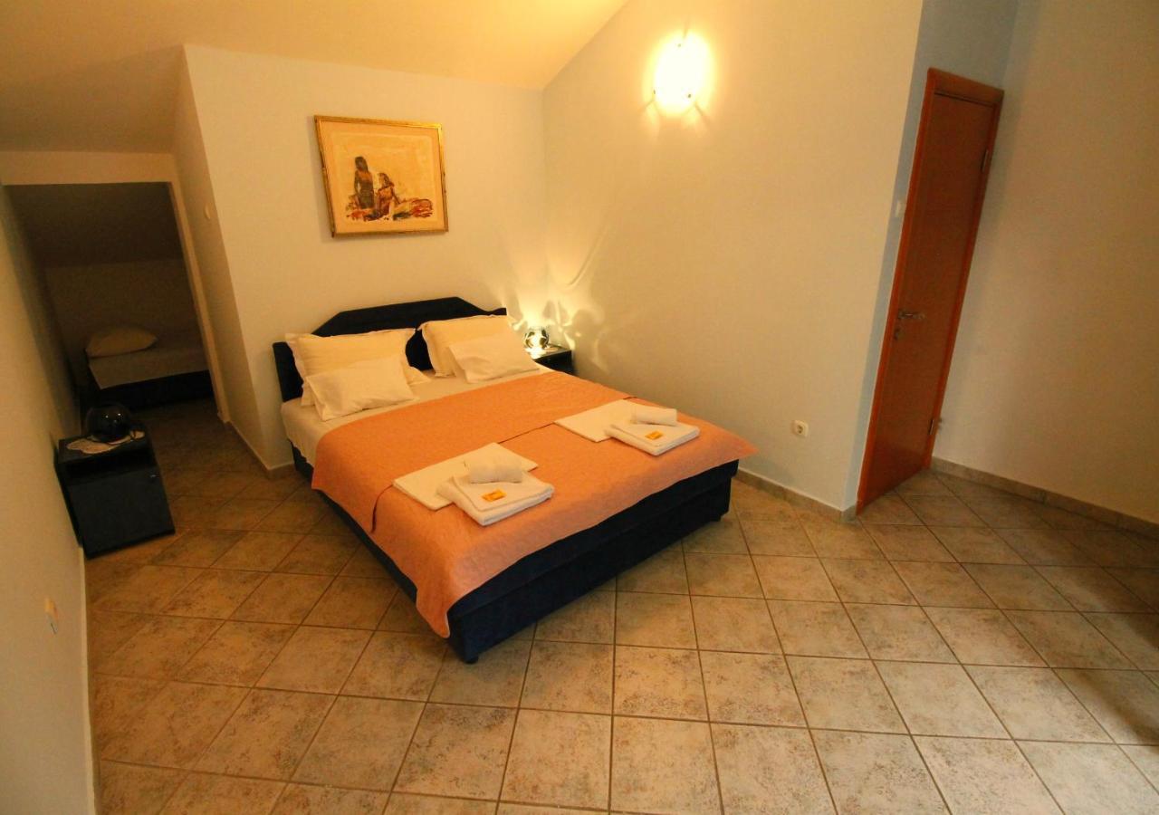 Apartments Mitrovici Milocer Свети-Стефан Экстерьер фото