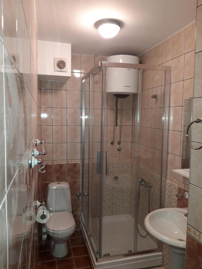 Apartments Mitrovici Milocer Свети-Стефан Экстерьер фото