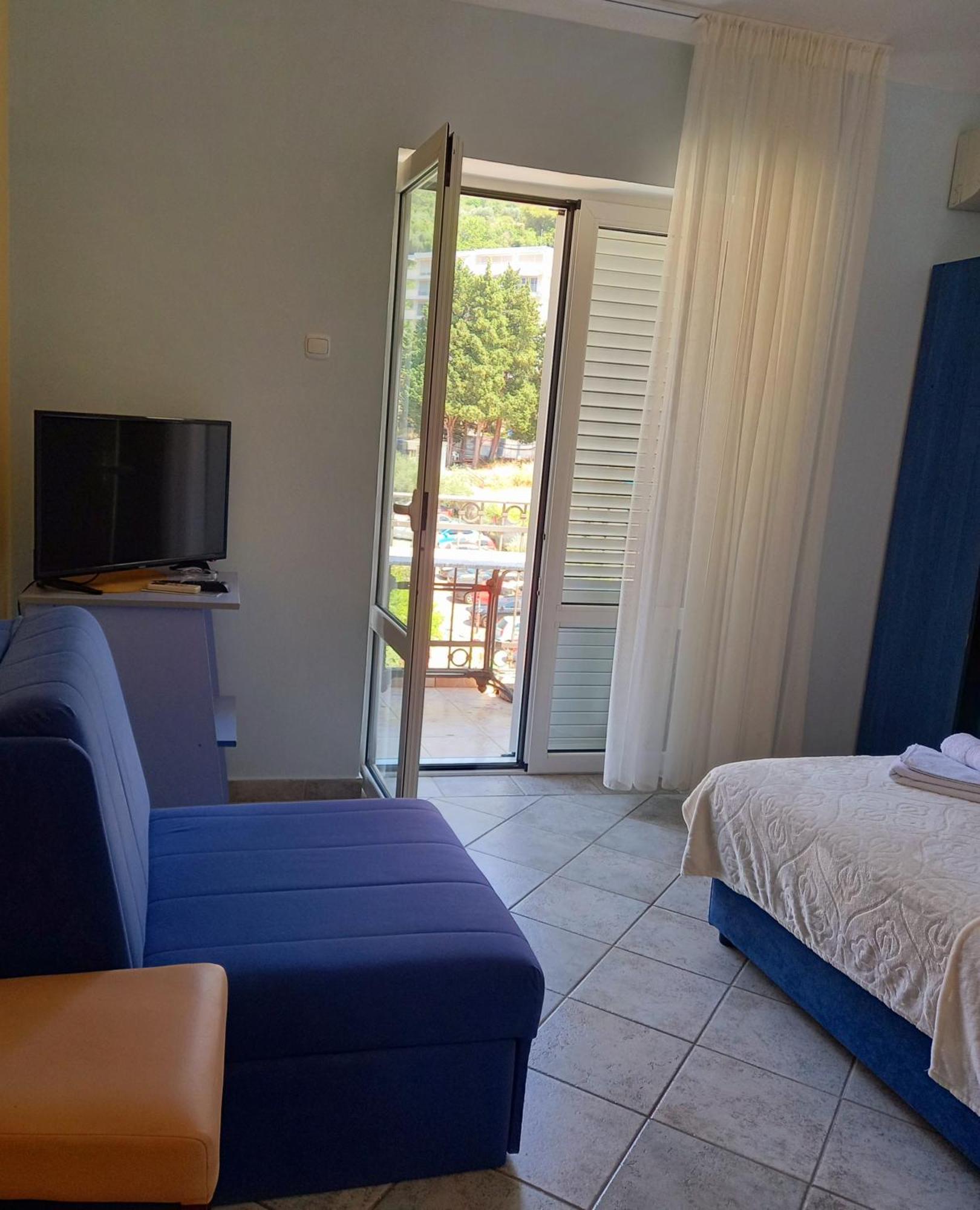 Apartments Mitrovici Milocer Свети-Стефан Экстерьер фото