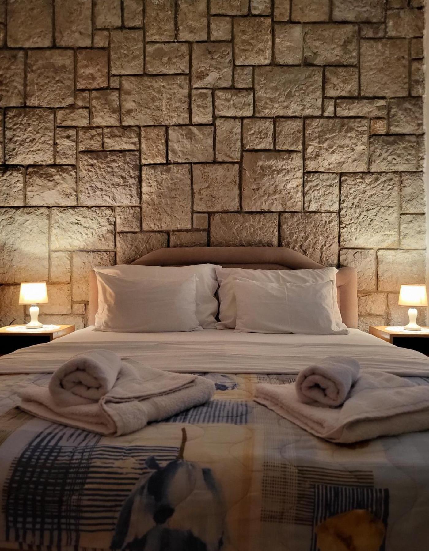 Apartments Mitrovici Milocer Свети-Стефан Экстерьер фото