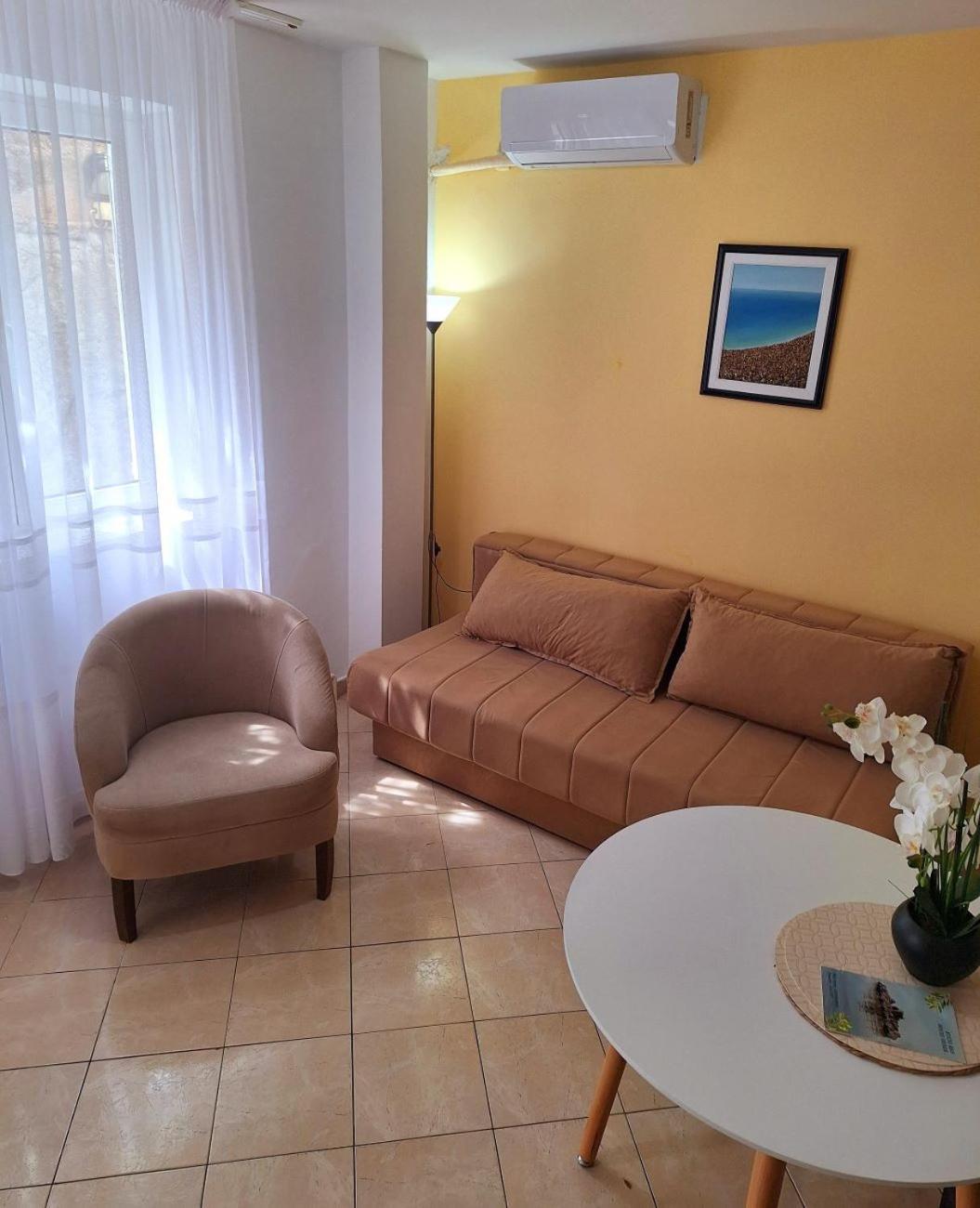 Apartments Mitrovici Milocer Свети-Стефан Экстерьер фото